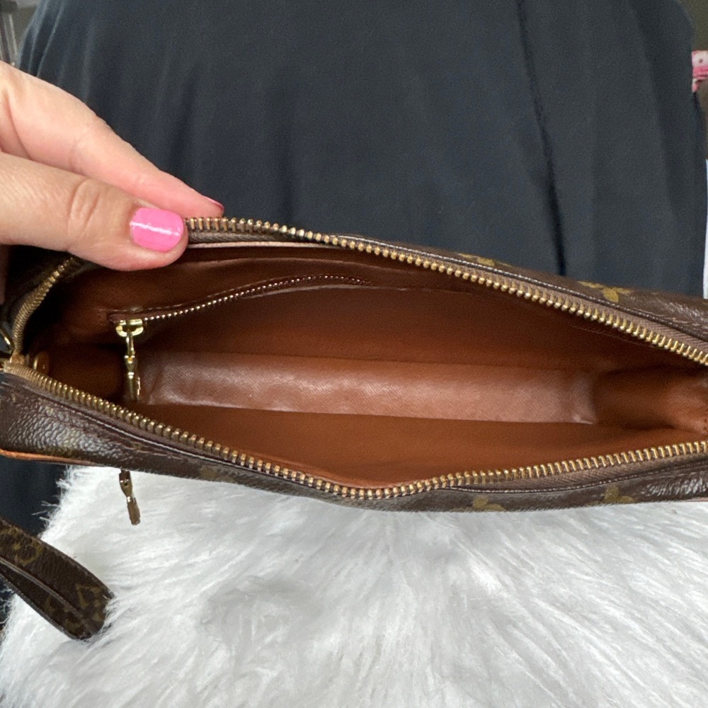 Louis Vuitton Vintage Marly Dragonne GM Clutch Bag Monogram Brown CanvasWristlet - Picture 12 of 16